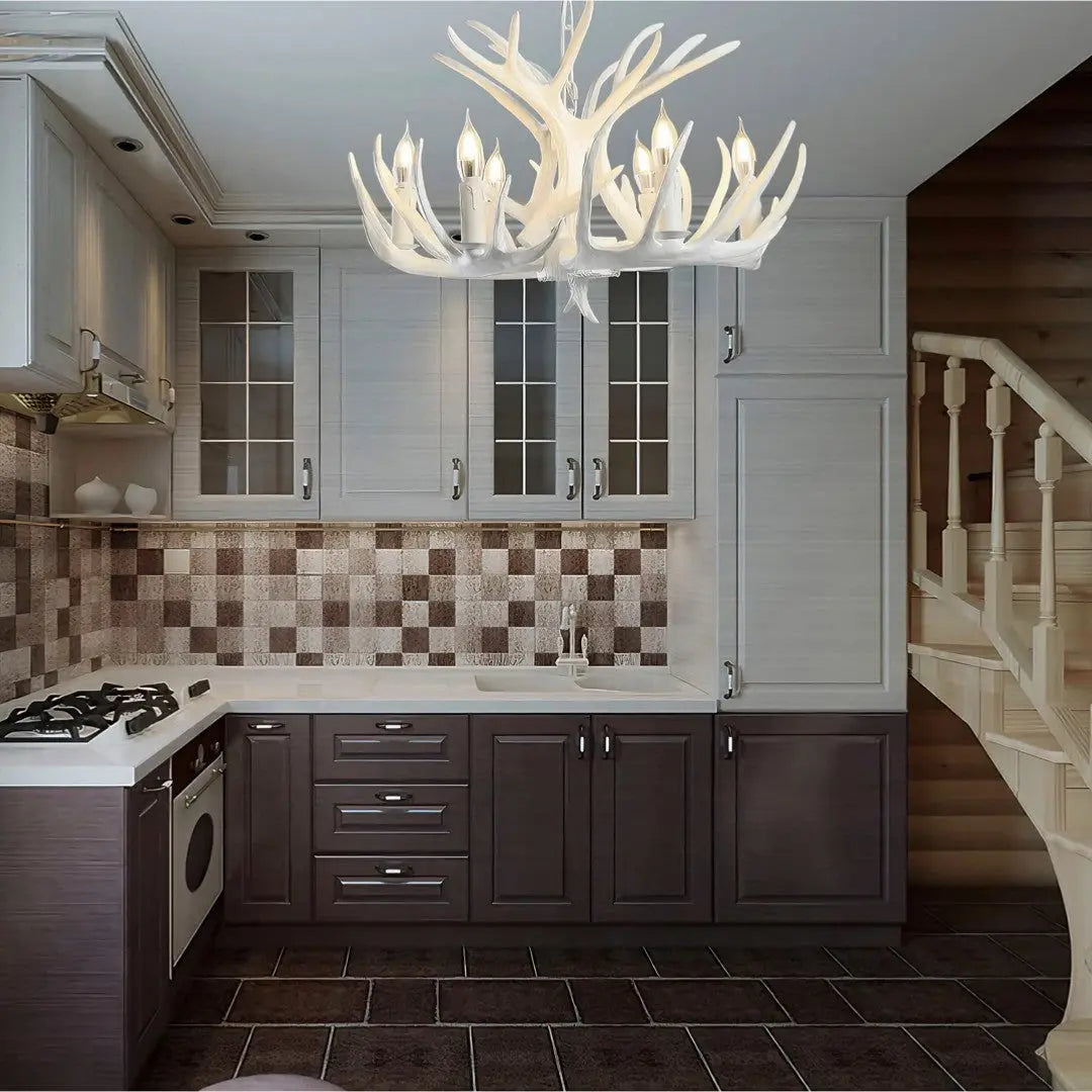 Lustre Bois de Cerf en Résine et Métal