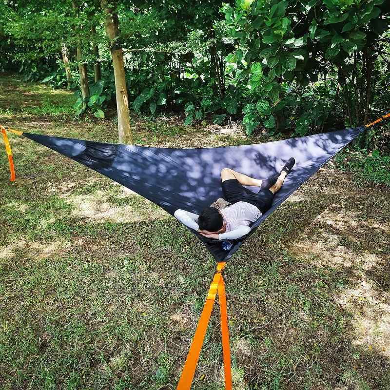 Hamac Triangle | Britt